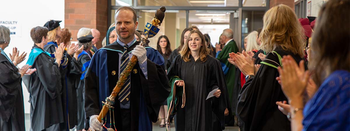 Convocation traditions mace