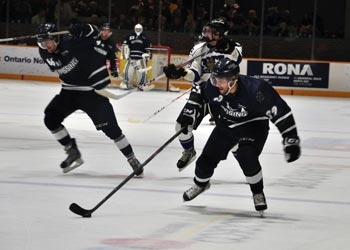 Men's Hockey O'Donnell rush