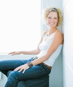 Photo of Angie Abdou