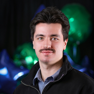 Ricardo Neves Headshot